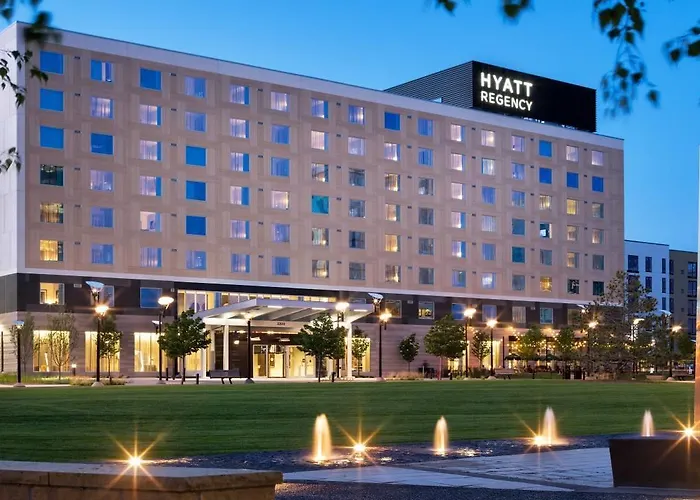 Hyatt Regency - Minneapolis 4*